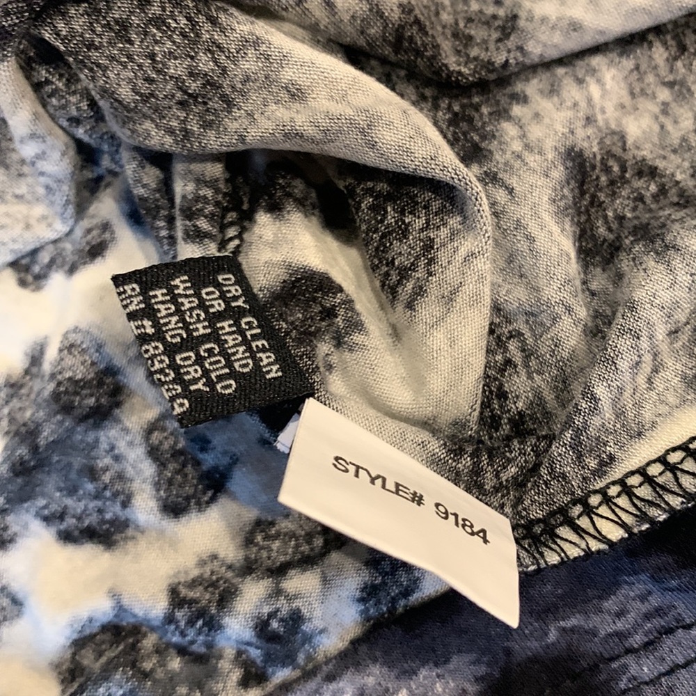 Lynn Ritchie Silver Top - Picture 5 of 6